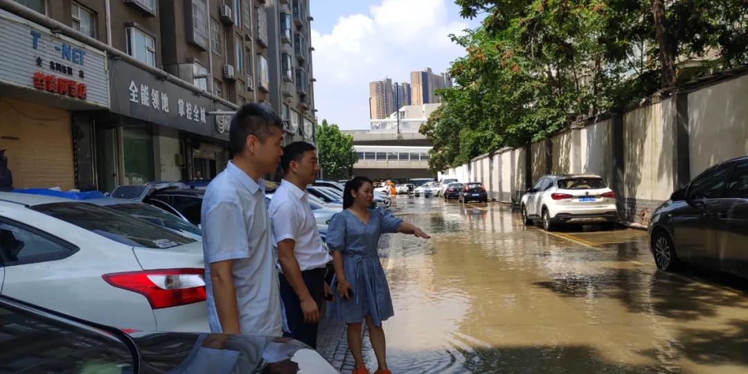 郭山東會(huì)長(zhǎng)看望慰問(wèn)受災(zāi)會(huì)員企業(yè)(圖3)